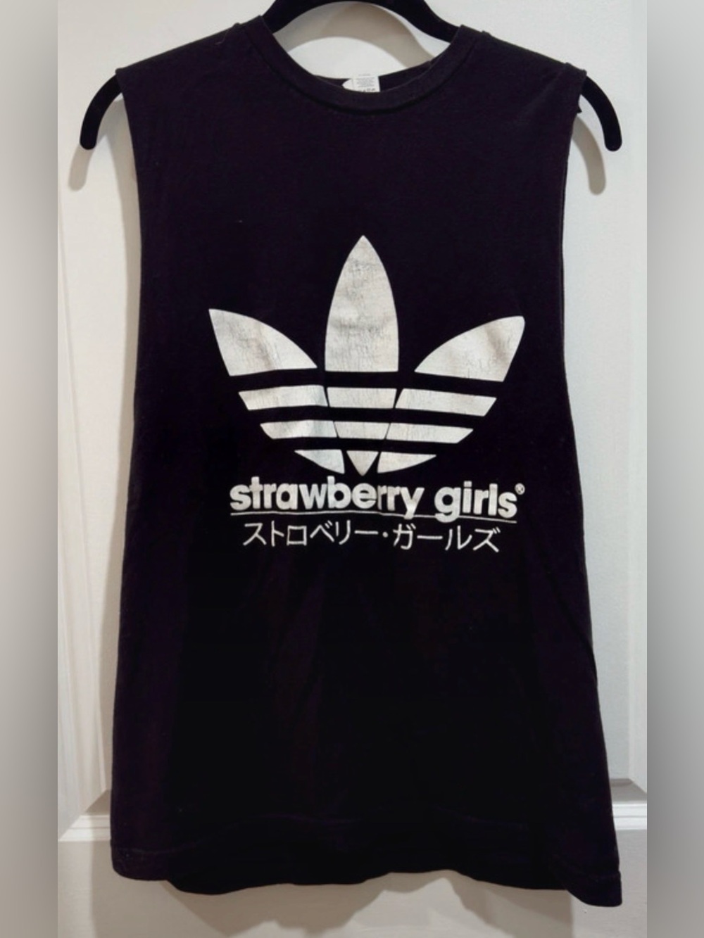 Strawberry Girls Band Merch Sleeveless Shirt Sport Logo Summer Fit Unisex Tank